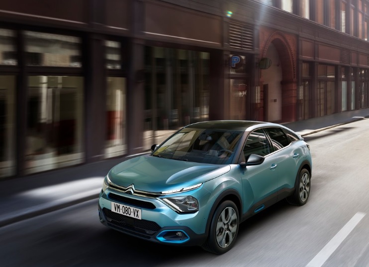 2022 Citroen C4 1.2 PureTech Shine Bold Technical Specifications