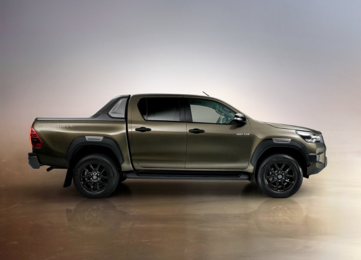 2023 Toyota Hilux 2.4 4x4 Adventure Technical Specifications