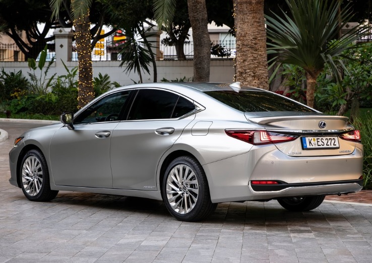 2020 Lexus ES 300h 2.5 Business Technical Specifications