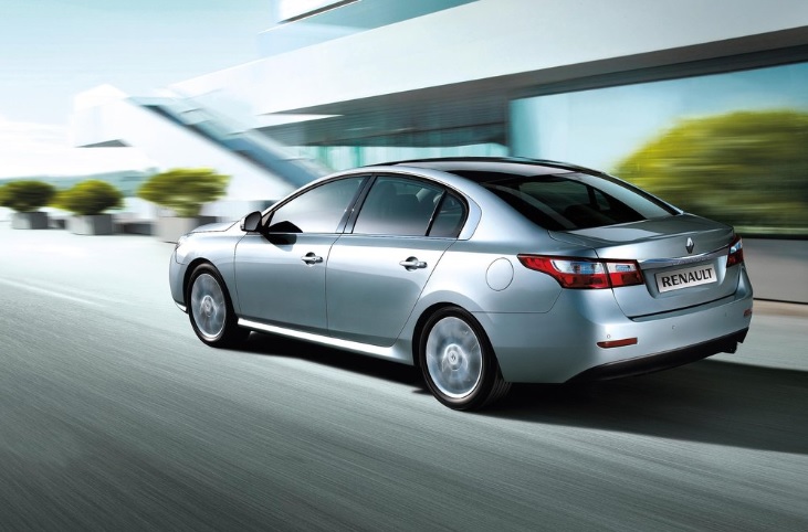 2015 Renault Latitude 1.5 dCi Executive Technical Specifications