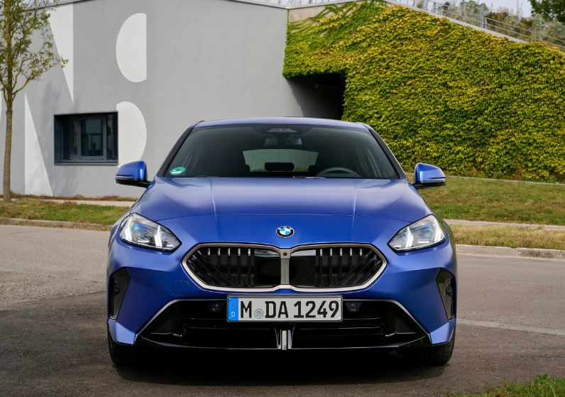 2025 BMW 1 Series 120 1.5 170 HP Boot Space