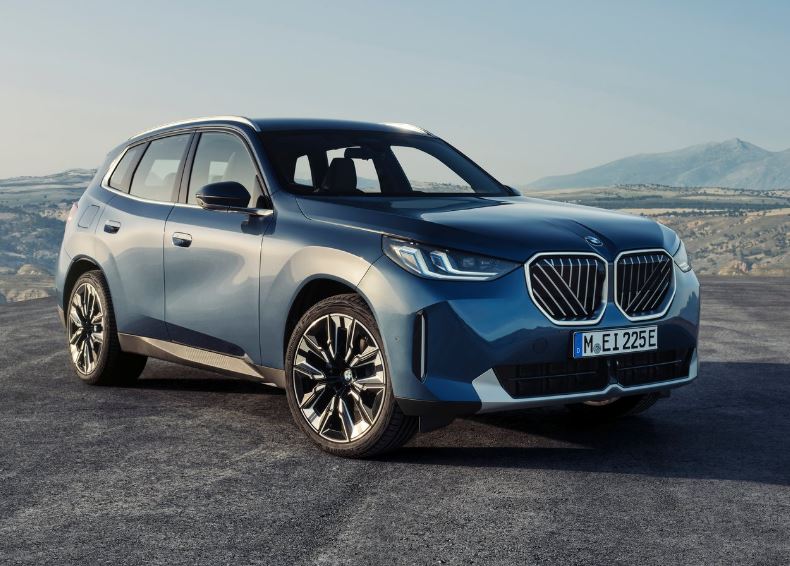 2025 BMW X3 2.0 20d xDrive 197 HP Boot Space
