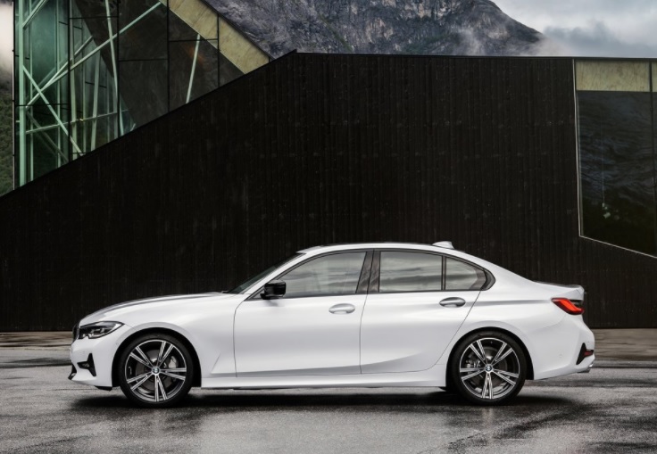 2022 BMW 3 Series 320i 1.6 Sport Line Technical Specifications