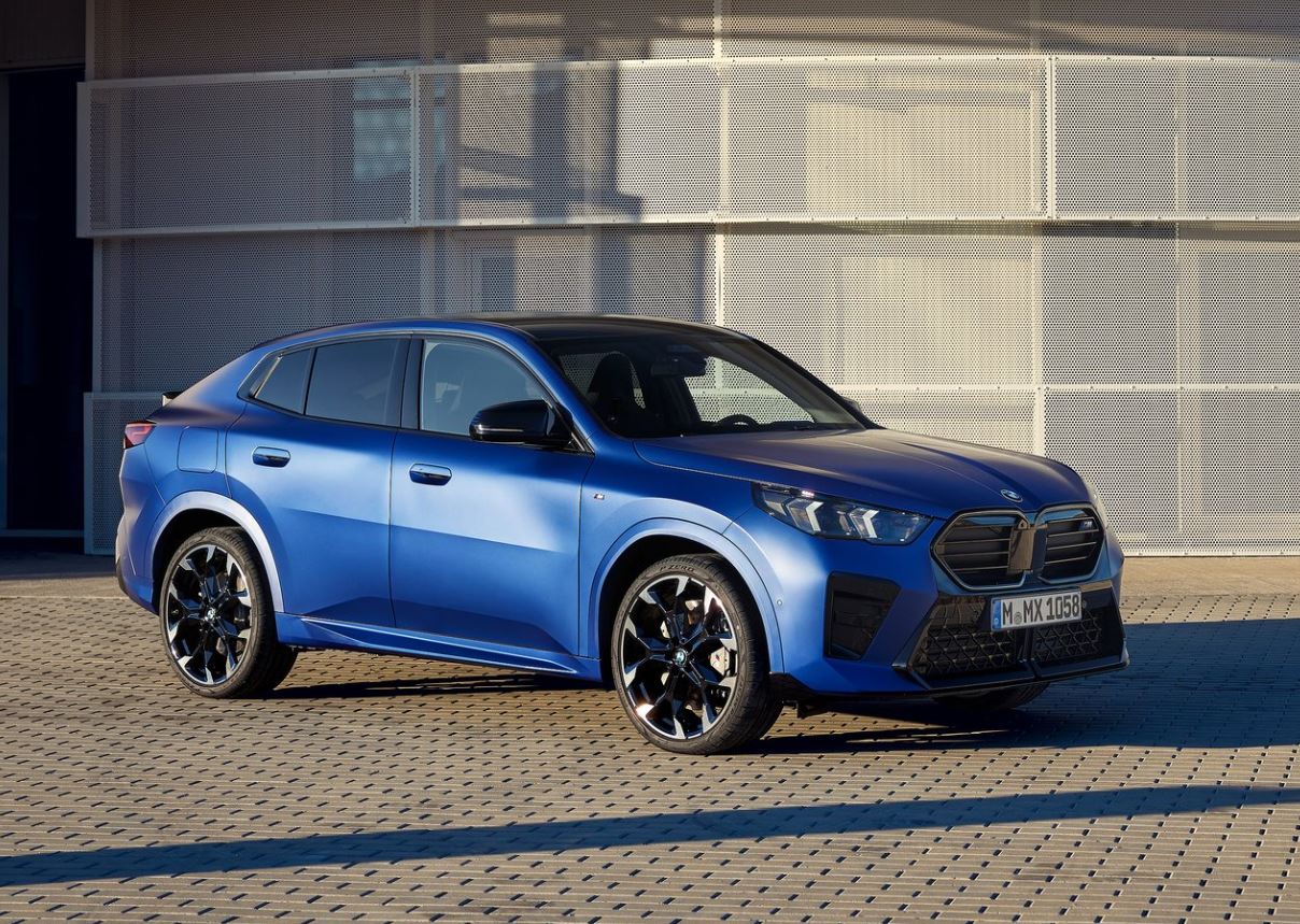 2025 BMW X2 1.5 sDrive20i M Sport 2025 BMW X2 1.5 sDrive20i 170 HP M Sport Steptronic Technical Specifications