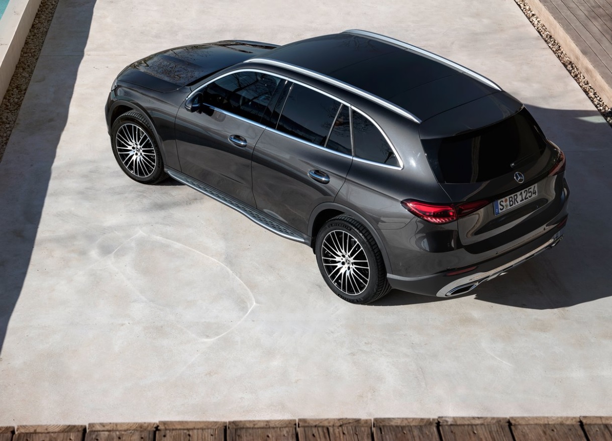 2023 Mercedes GLC 220d 2.0 Edition AMG Technical Specifications